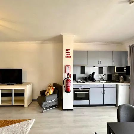 Vau Beach By Homing Appartement Portimão